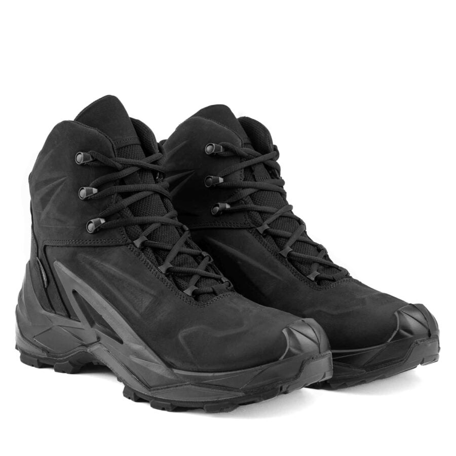 Taktyczne buty męskie STRIKER MID GTX z Gore Texem, cechujące się odpornością na wodę, wytrzymałością i oddychalnością